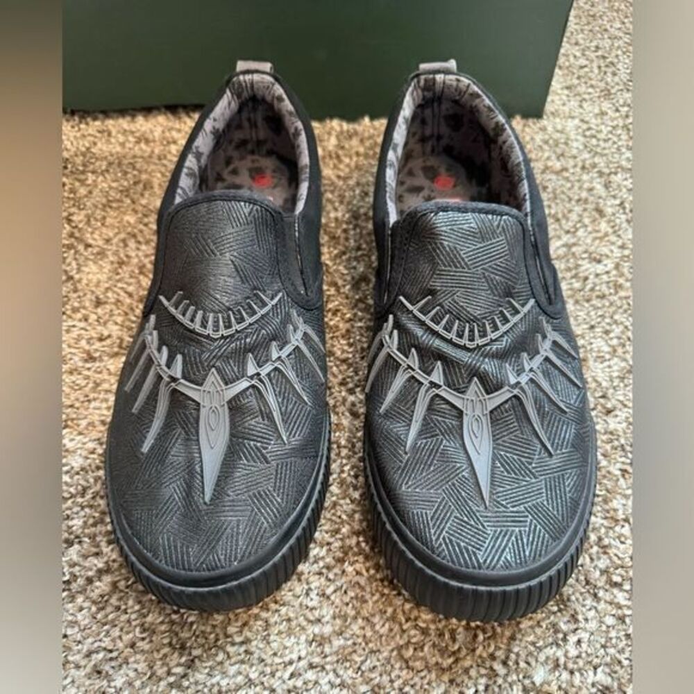 Marvel Black Panther Ground Up in great condition size men’s 8.5